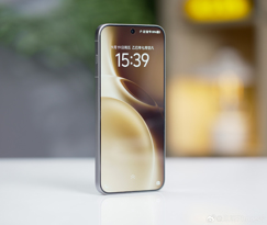 Vivo X300 и X300 Pro во всех цветах на студийных фото задолго до анонса