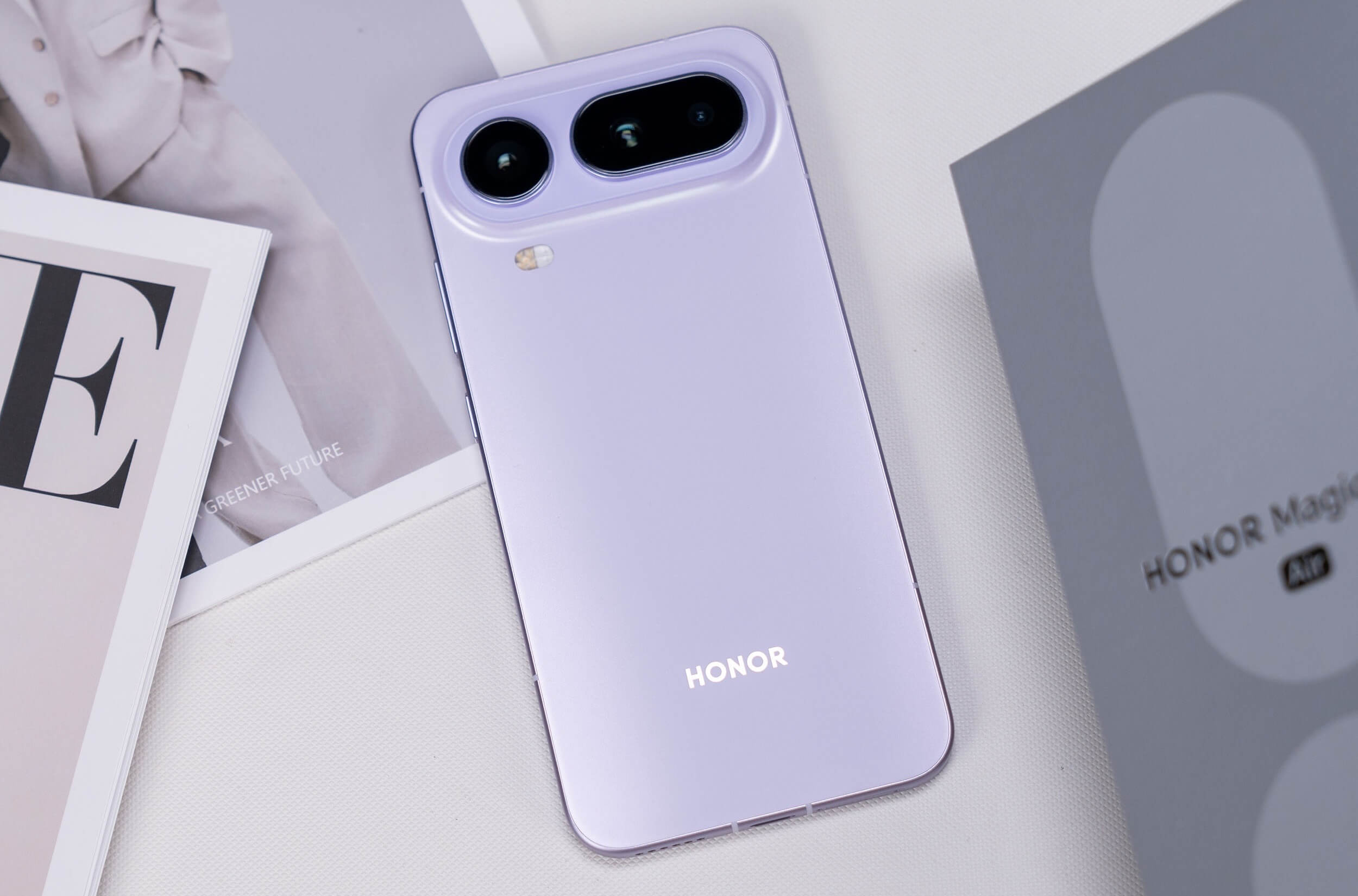 Два по 200: Honor в последний момент прокачала камеры Magic 9