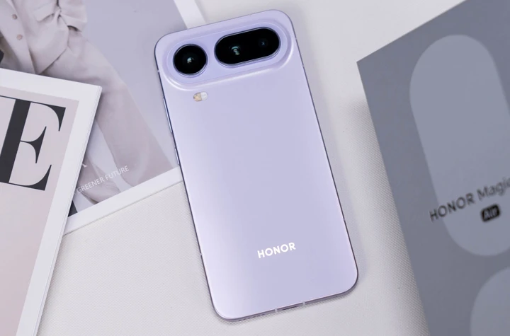 Два по 200: Honor в последний момент прокачала камеры Magic 9