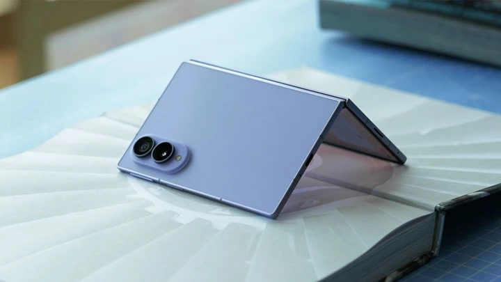 Samsung испытывает острую нехватку производственных мощностей Galaxy Z Fold 8
