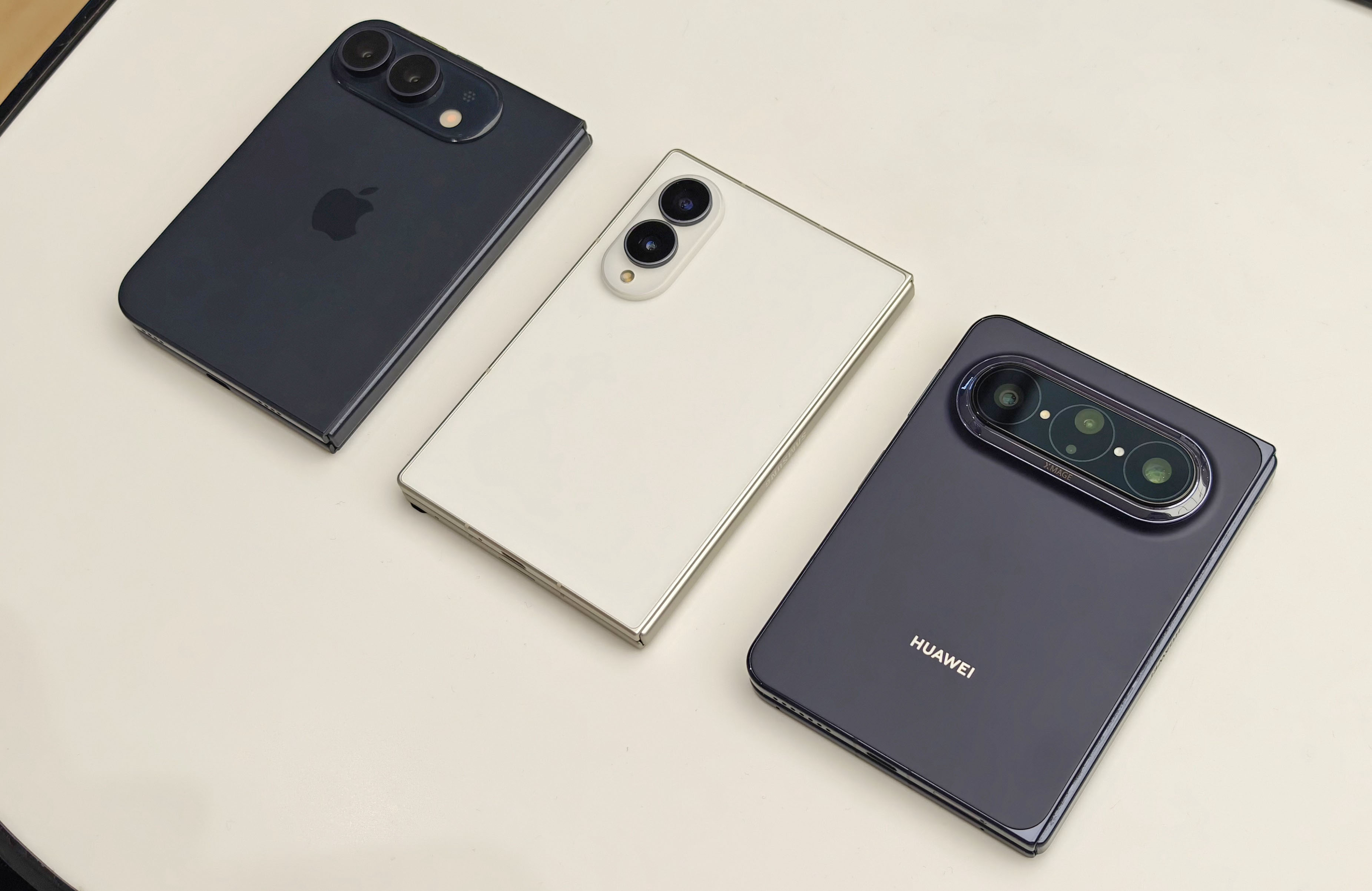 Honor забросила формат обычных Fold и спешит выпустить аналог iPhone Ultra