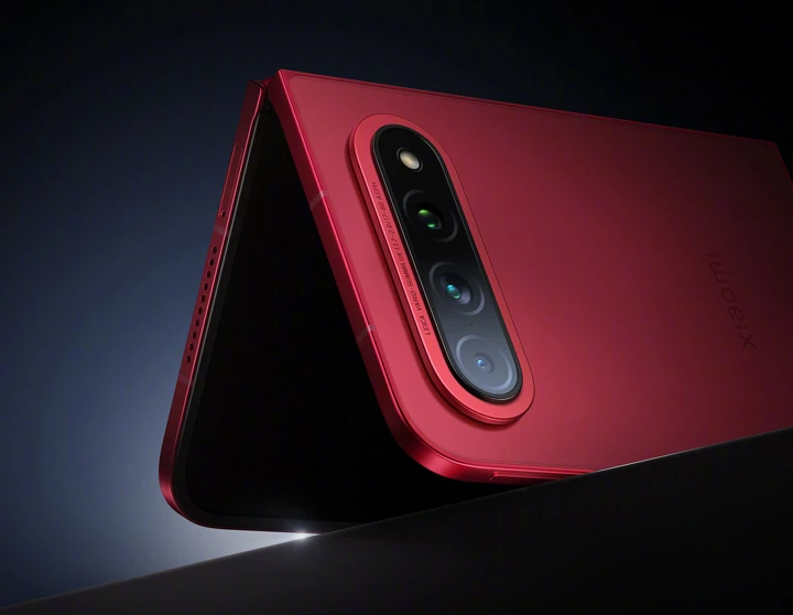 Рекордная батарея и другие преимущества Xiaomi 18 Fold раскрыты тизерами