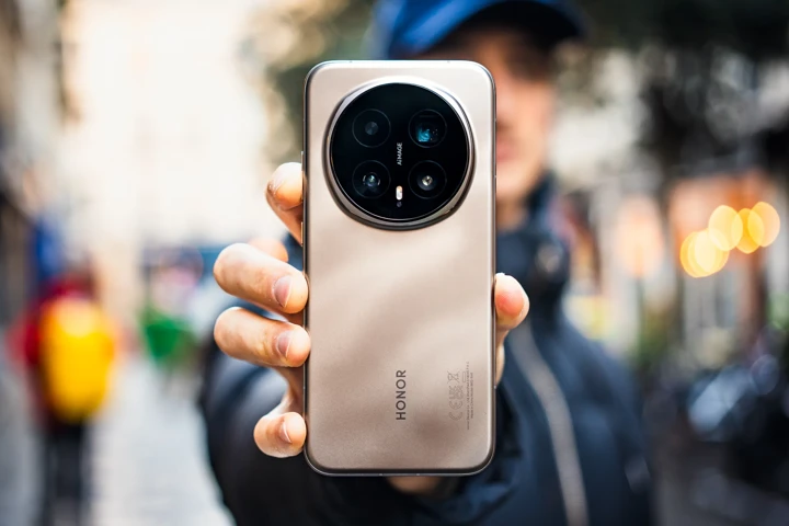 Honor Magic 8 Pro со скидкой «Часа выгоды» на AliExpress