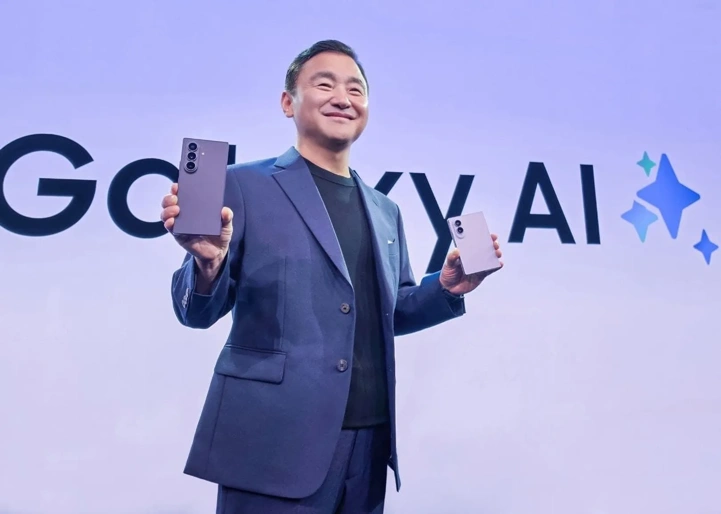 Не баг, а фича: ответ Samsung насчёт отгибающихся углов дисплея Galaxy Z Fold 8