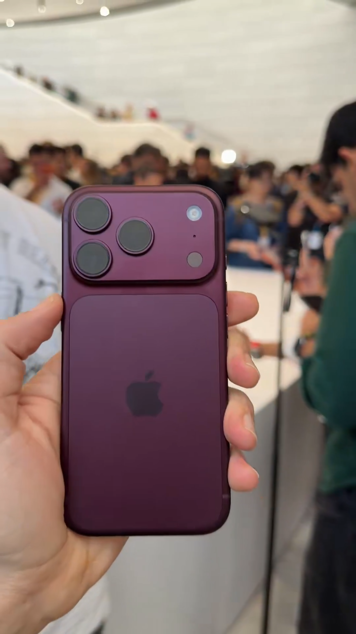 Живые фото и видео iPhone Duo и iPhone 18 Pro
