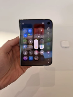 Живые фото и видео iPhone Duo и iPhone 18 Pro