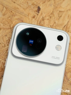 Живые фото и видео Vivo X500 и X500 Pro Max