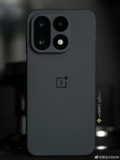 OnePlus 16 во всех цветах красуется на живых фото и видео