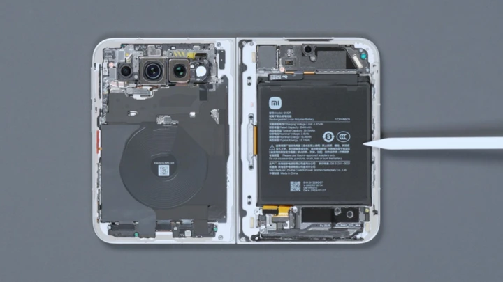 Разборка Xiaomi 18 Fold раскрыла поставщиков ключевых компонентов