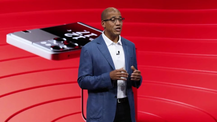 Qualcomm показала странные смартфоны на Snapdragon Summit