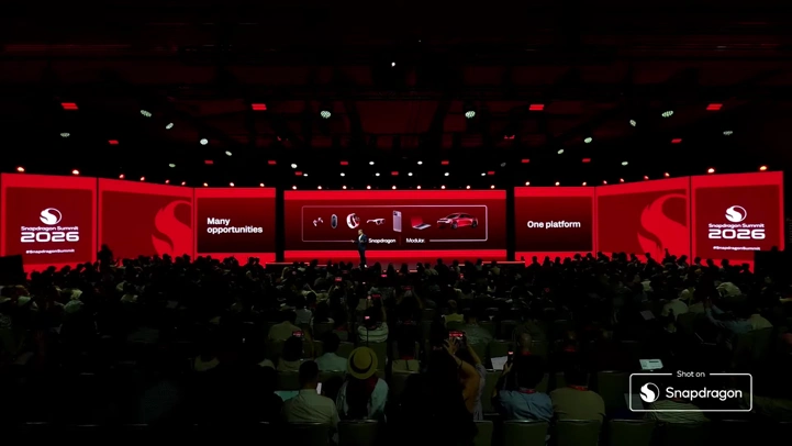 Qualcomm показала странные смартфоны на Snapdragon Summit