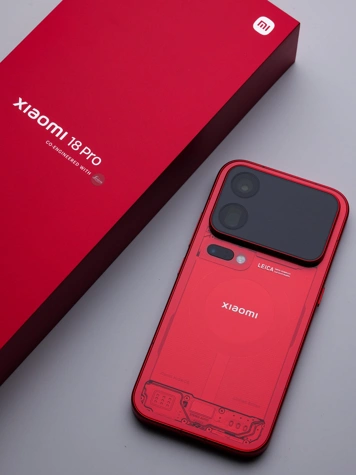 Xiaomi вернула прозрачные флагманы спустя шесть лет