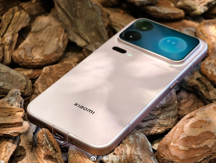 Xiaomi 18 Pro и 18 Pro Max распаковали на видео