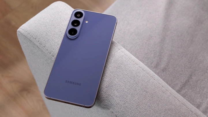 Обзор Samsung Galaxy S26 FE: фанаты его не заслужили