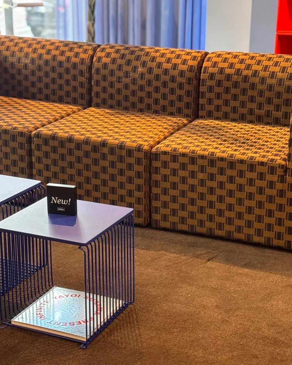 синий интерьер 2