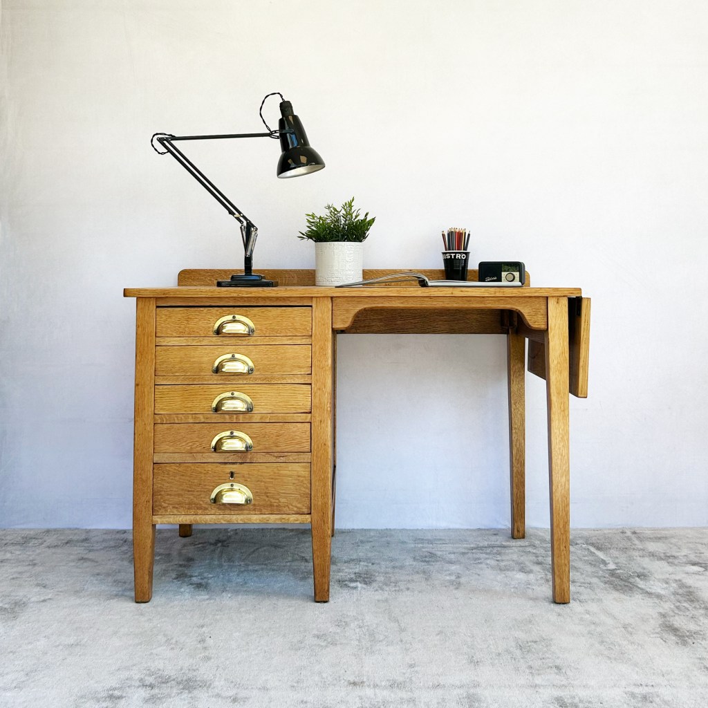 vintage-mid-century-dizajn-interera-gorod-2