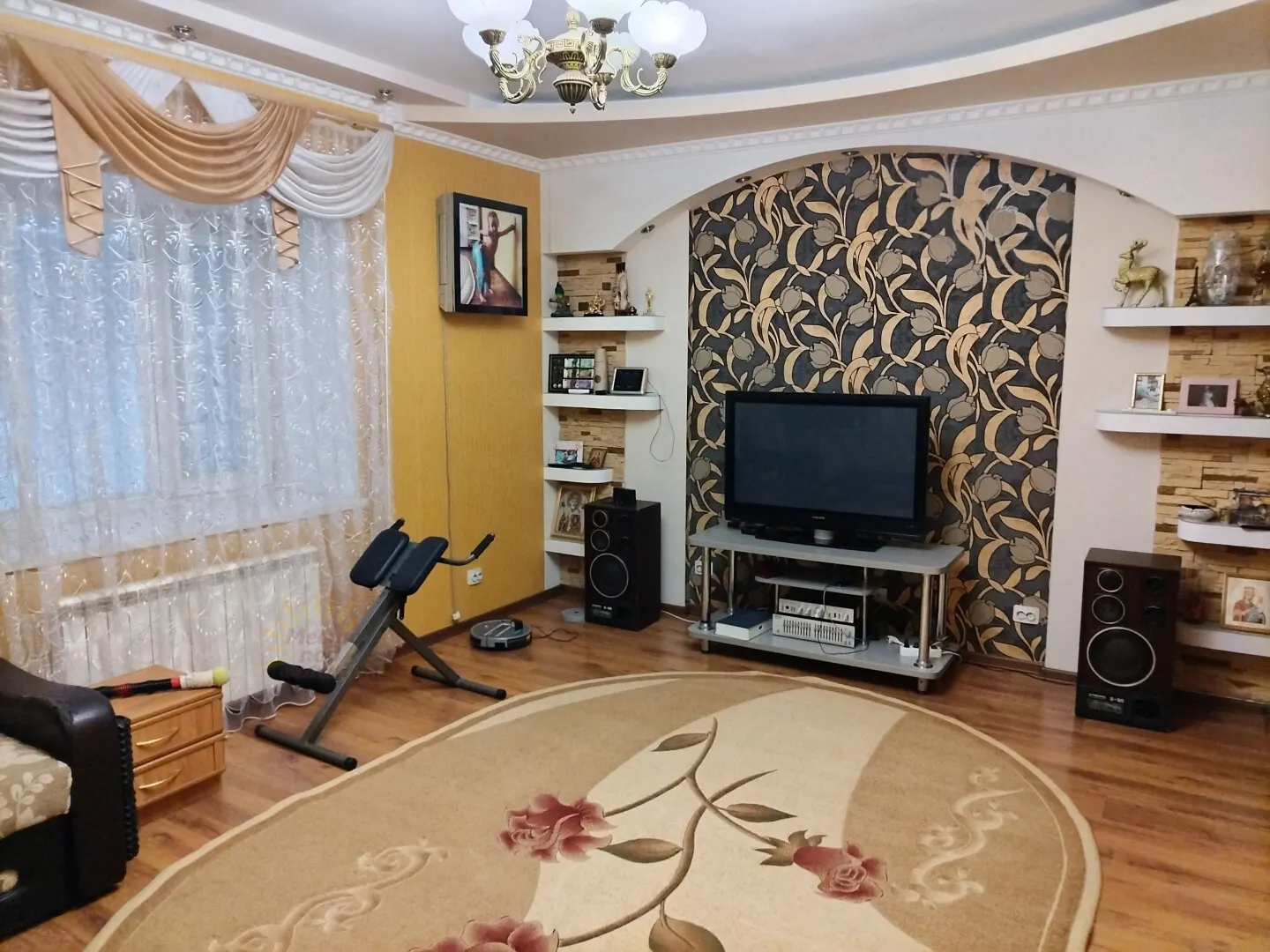 Дом, 280 м²