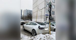 В Строгино нашли «инновационную» зарядку для электромобилей под наблюдением
