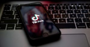 Неизвестные обокрали офис TikTok в Москве на миллион рублей
