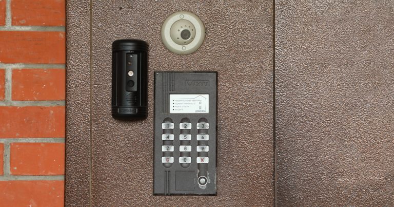 камеры наблюдения в подъездах - Москвич Mag