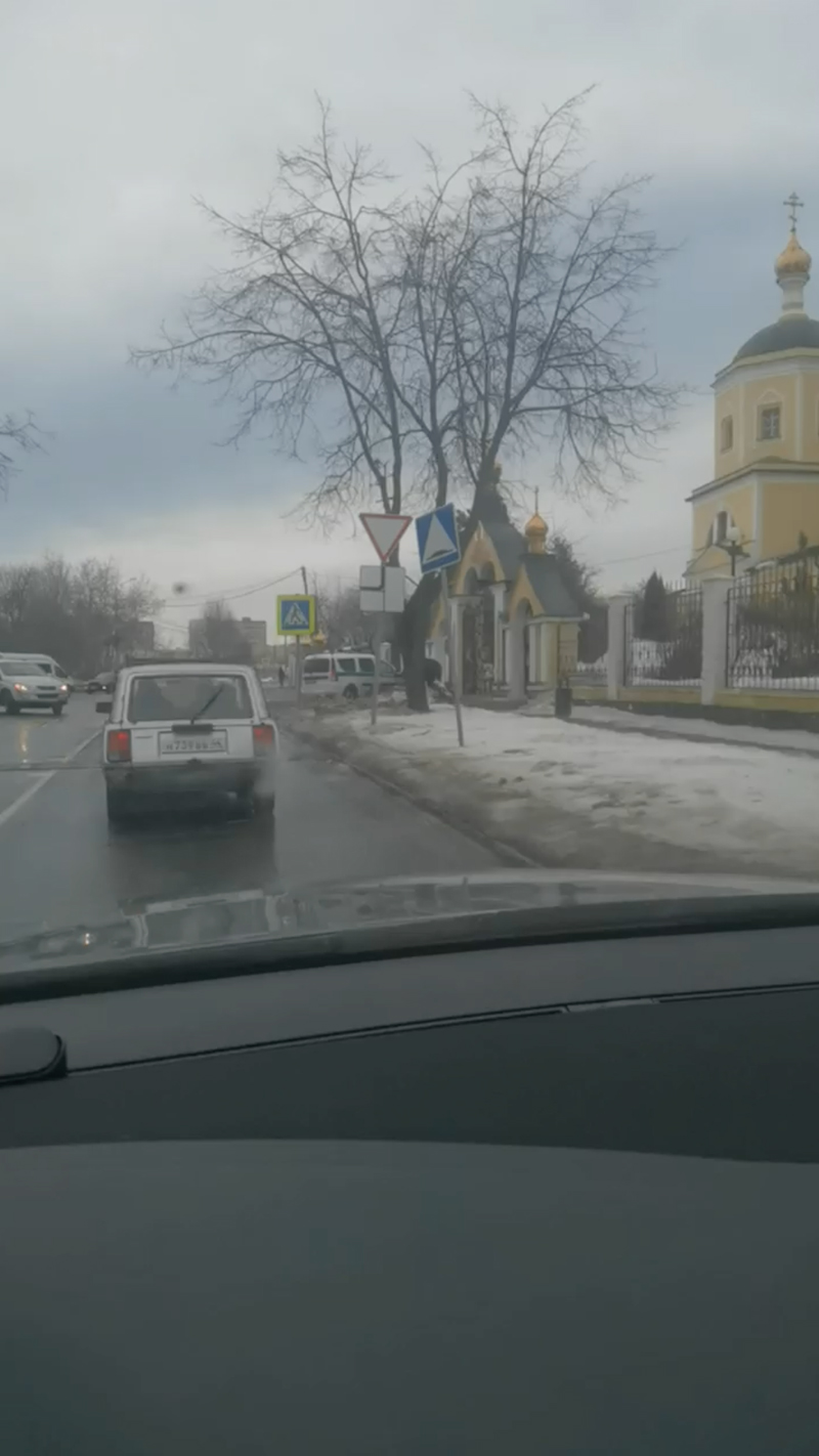 В Новой Москве у храма Живоначальной Троицы задержали полностью голого  человека - Москвич Mag