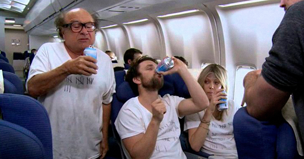 Se pueden llevar desodorantes en el avion