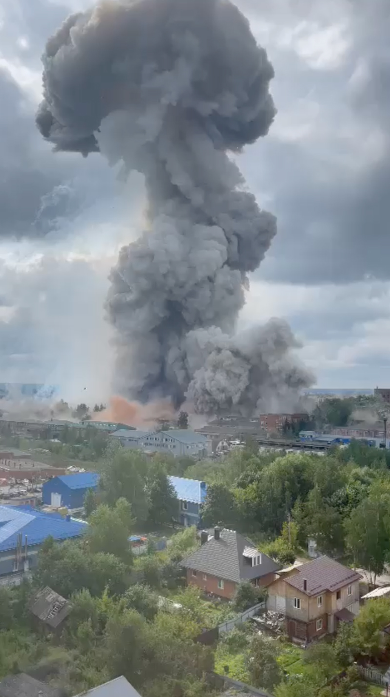 взрыв петарды в жопе видео фото 88