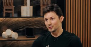 В Москве продают стулья «как у Павла Дурова», которые разошлись на мемы после интервью