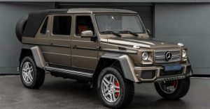 В Москве за 92 млн рублей продают редчайший Maybach G 650 Landaulet с открытым кузовом