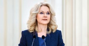 Вице-премьер Голикова заявила, что Россия достигла исторически низкого уровня бедности