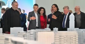 «АРХ Москва-2025» стала взрослой, но про себя не забывает задорно ухмыляться
