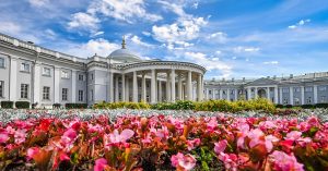 Сегодня в Москве впервые открывают для посещения историческую часть Склифа вместе с садом