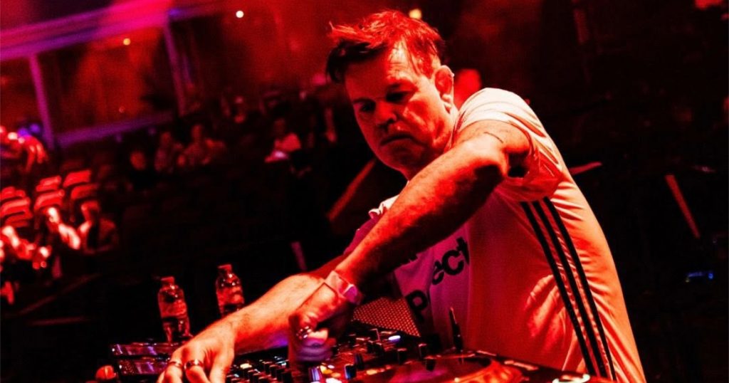 Пол Окенфолд