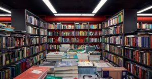 Книжный «Фаланстер» и Бориса Куприянова оштрафовали на 900 тыс. рублей за пропаганду ЛГБТ*