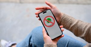 Почему депутаты снова заговорили о блокировке мессенджеров WhatsApp и Telegram