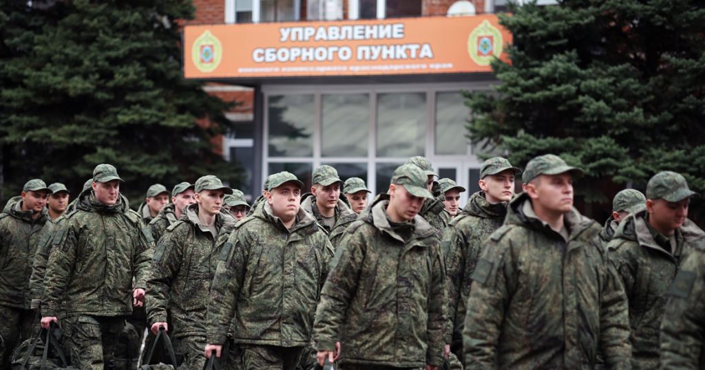 Сегодня Госдума приняла закон о круглогодичном призыве на военную службу