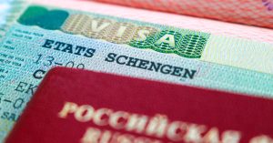 Еврокомиссия запретила выдачу многоразовых шенгенских виз гражданам России