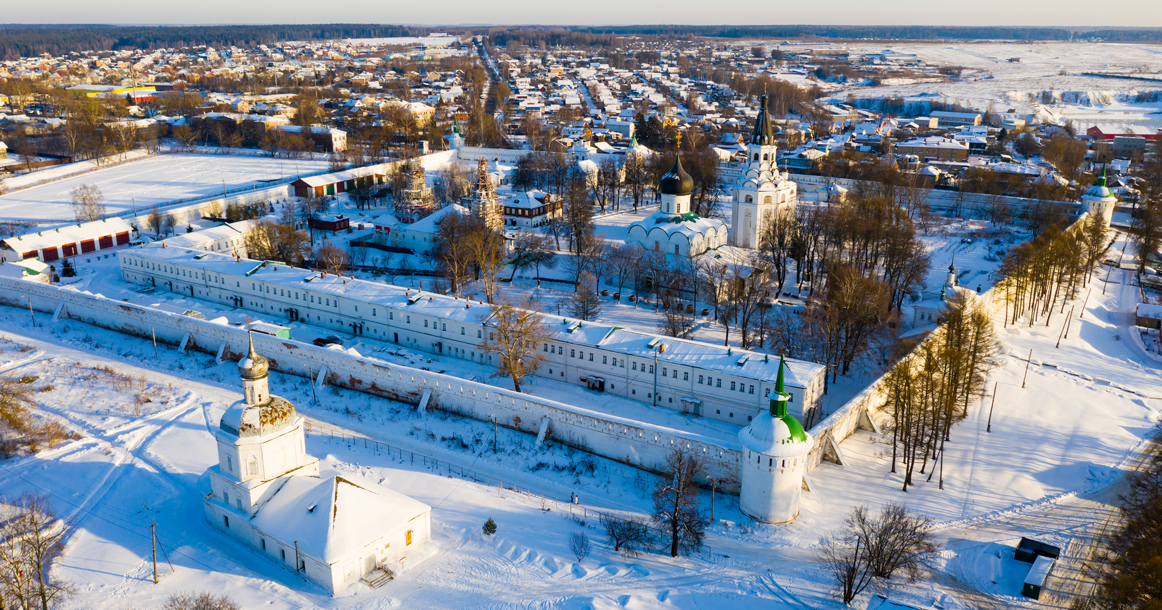 «Москвич за МКАДом»: в Александров за духом диссидентства, шатровыми куполами и медом