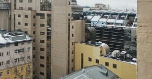 Вид из моего окна: из «Дома ста роялей» в Газетном переулке