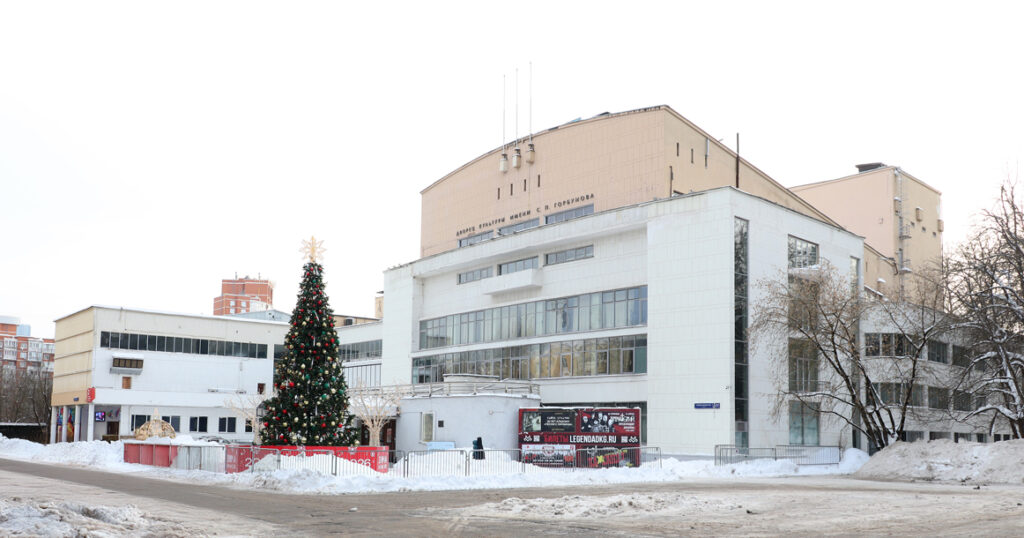 Дом недели: ДК Горбунова на Новозаводской улице