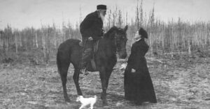 12 февраля в Толстовском центре открывается выставка «Толстой на коне» о страсти писателя к лошадям