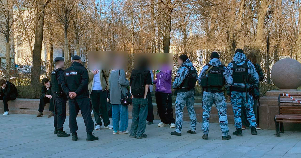 На акции против блокировок интернета сегодня задержали 12 человек