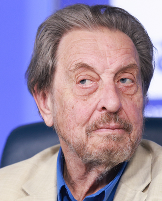 Пасхальная служба и Маск-институт: почему отец Илона Маска Эррол зачастил в Москву