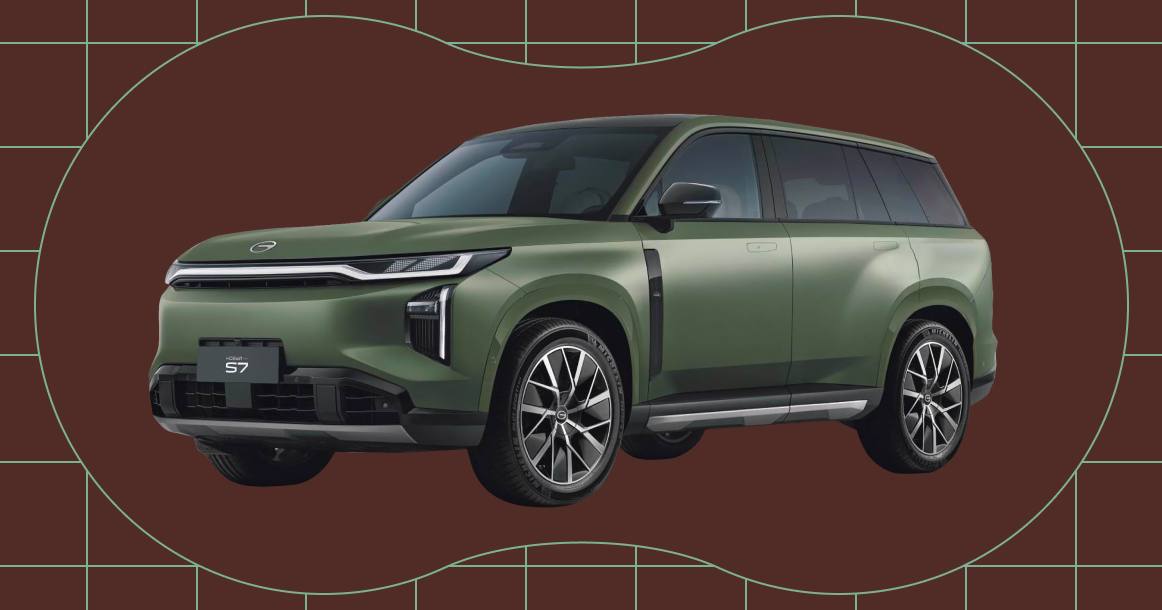 Гибридный кроссовер GAC S7 неплох и для дальней семейной поездки, и чтобы отжечь на серпантине