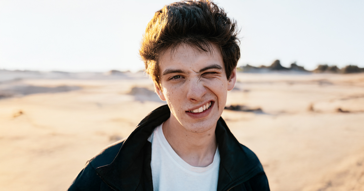 «Я совсем не ощущаю себя москвичом» — актер Марк Эйдельштейн