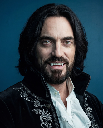 Сменить работу и стать… вампиром в квесте