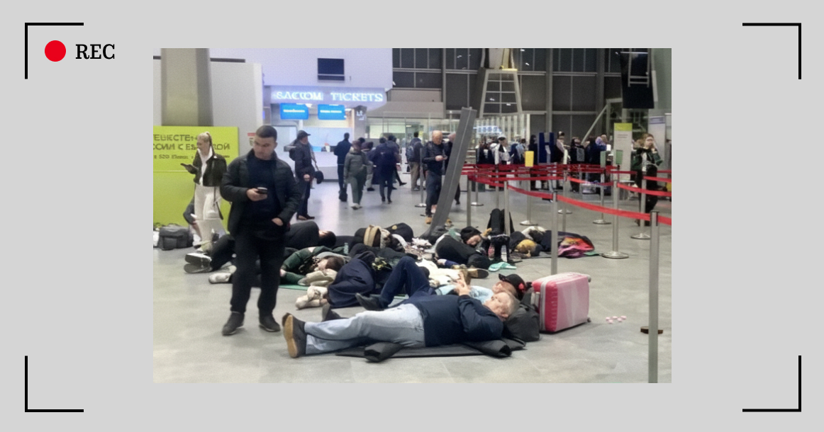 Москвичам, застрявшим в Пулково из-за дронов, предлагают вылетать не раньше чем через 10 дней