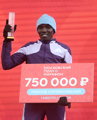 Московский полумарафон выиграли кениец Овен Корир и эфиопка Цеге Мелезе
