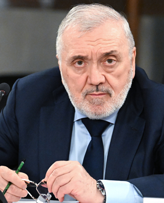 Имущество на 7 млрд рублей потребовали изъять у экс-замминистра обороны Цаликова