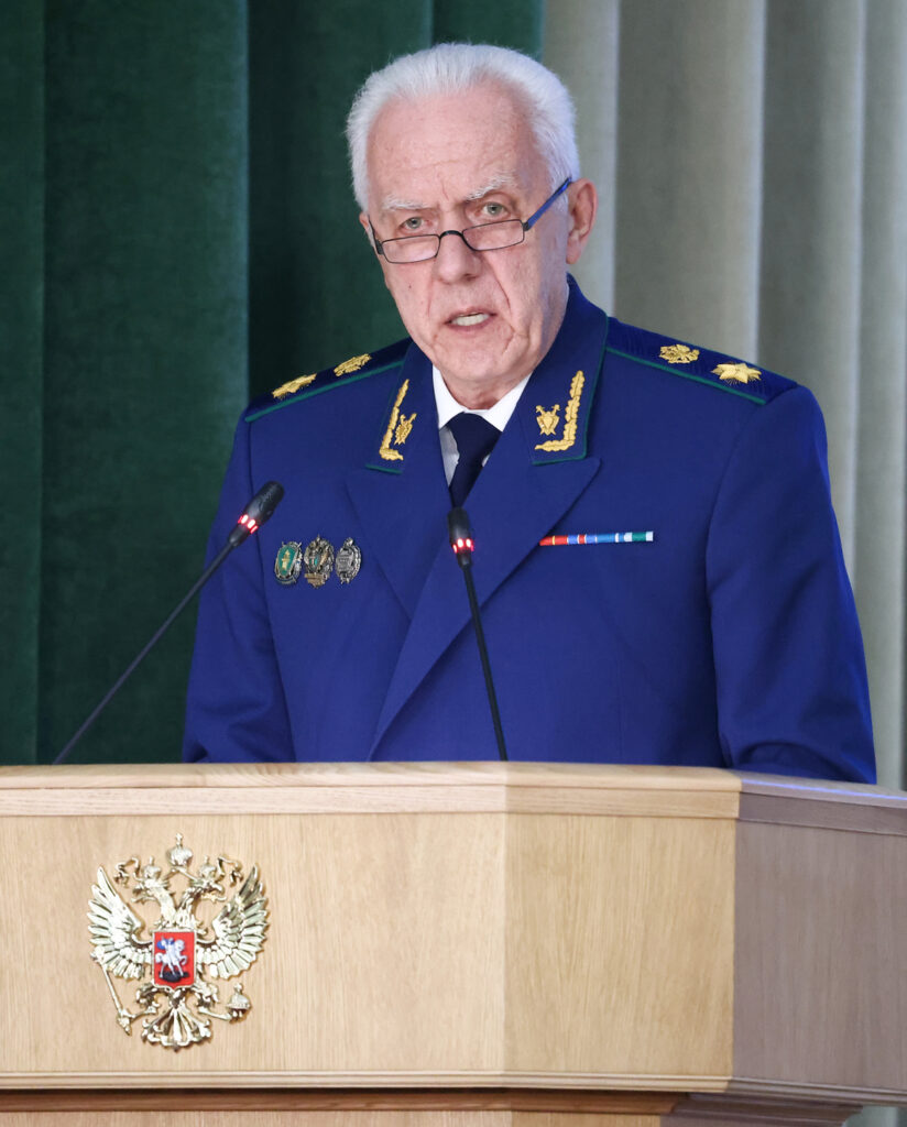 Генпрокурор Гуцан просит для силовиков внесудебный доступ к базе данных о смартфонах россиян